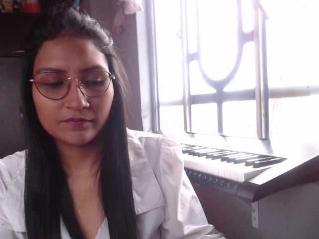 Leah-666 live cam on BongaCams