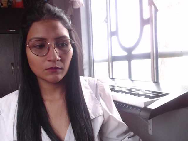Leah-666 live cam on BongaCams