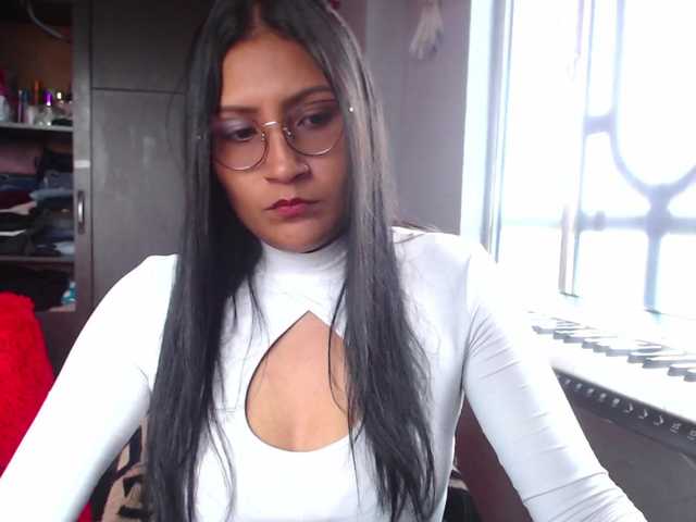 Leah-666 live cam on BongaCams