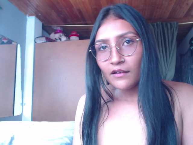 Leah-666 live cam on BongaCams