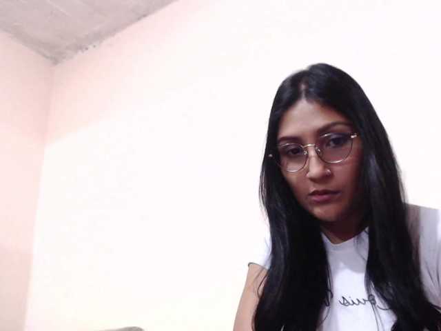 Leah-666 live cam on BongaCams