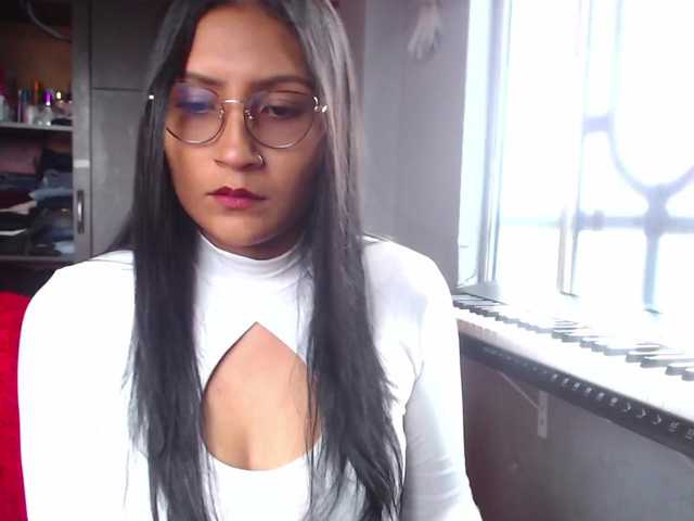 Leah-666 live cam on BongaCams