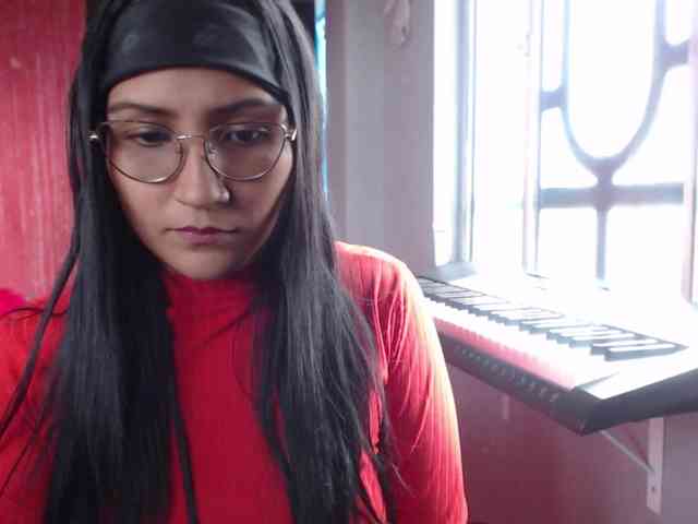 Leah-666 webcam