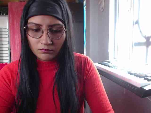 Leah-666 webcam