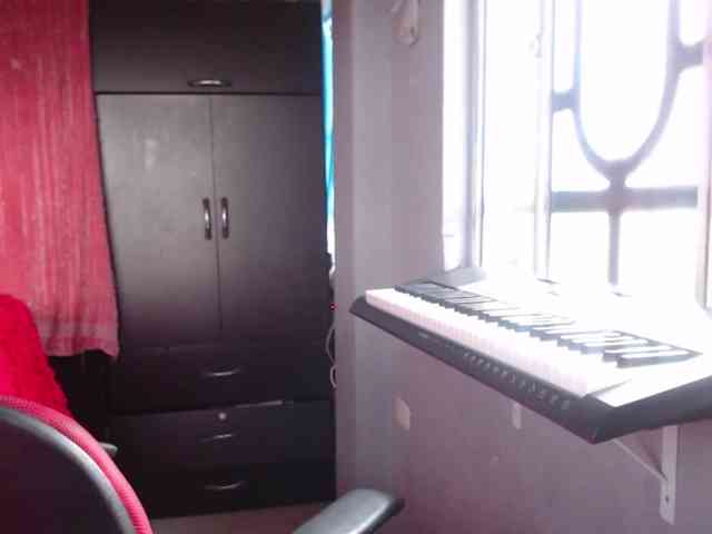 Leah-666 webcam