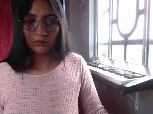 Leah-666 webcam
