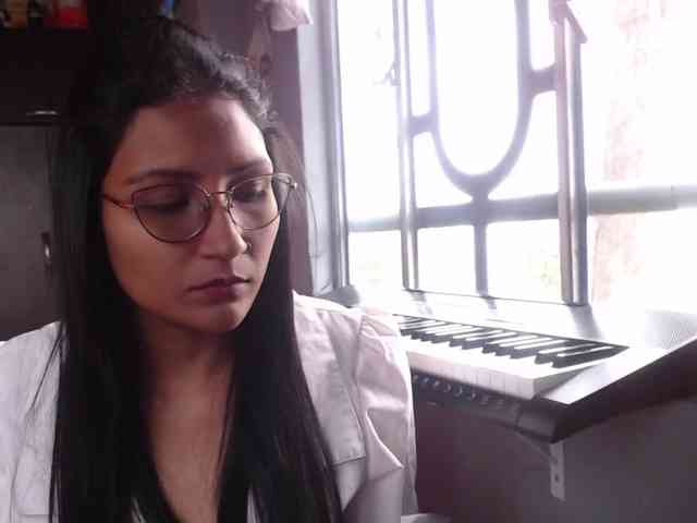 Leah-666 webcam