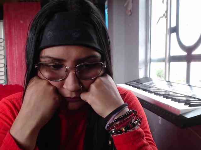 Leah-666 webcam
