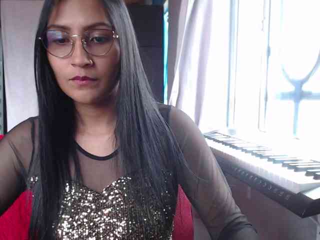 Leah-666 webcam