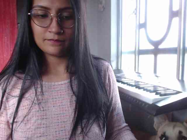 Leah-666 webcam