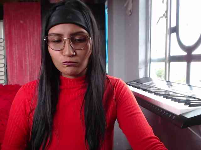 Leah-666 webcam