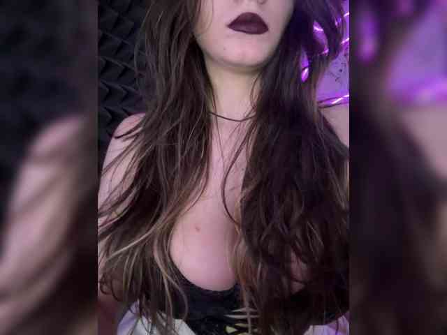 Модель: GothTits