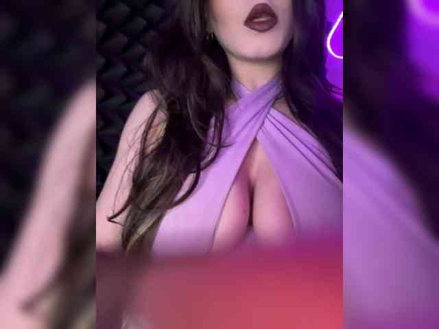 GothTits webcam
