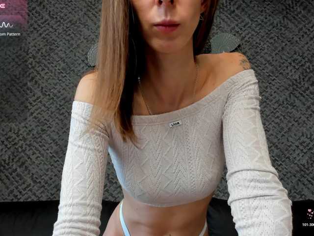 MisteryAlexa live cam on BongaCams