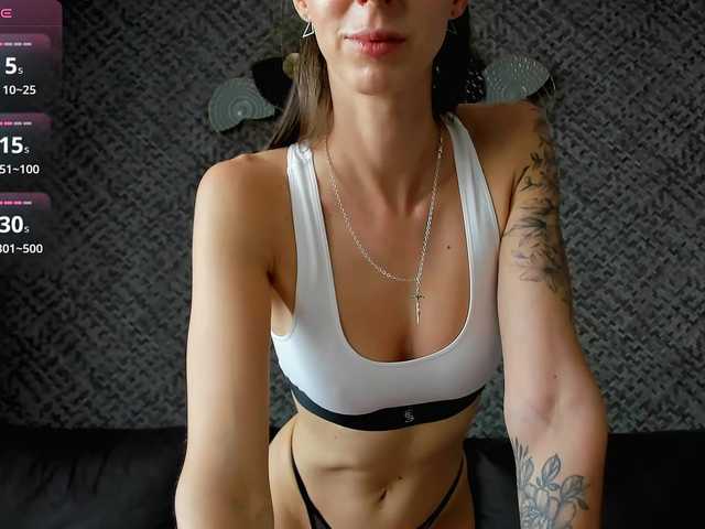 MisteryAlexa live cam on BongaCams