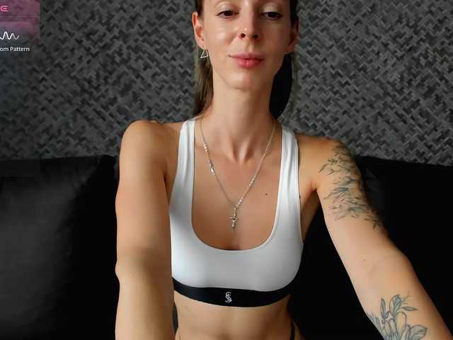 xAlexAx