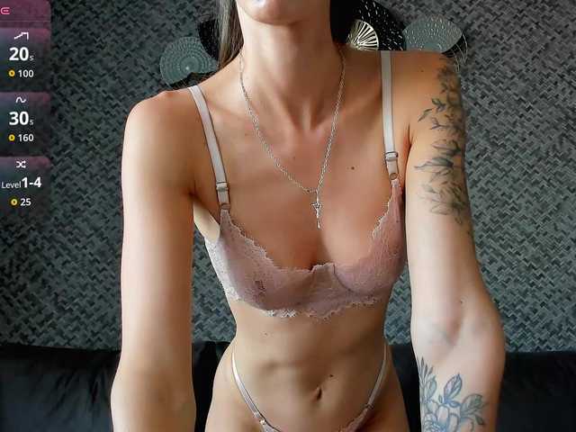 MisteryAlexa live cam on BongaCams