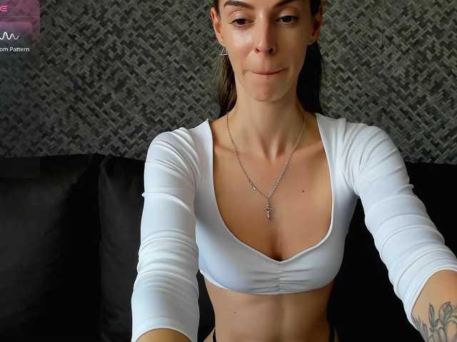 xAlexAx