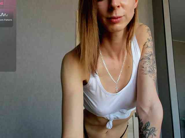 xAlexAx