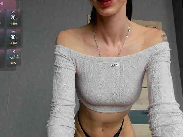 xAlexAx webcam