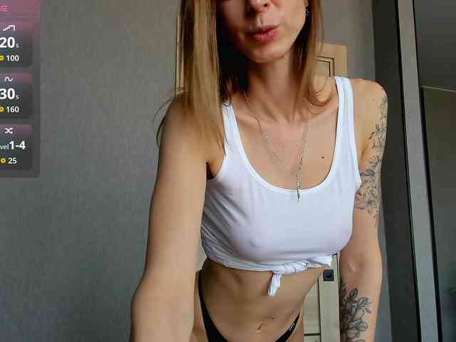 xAlexAx