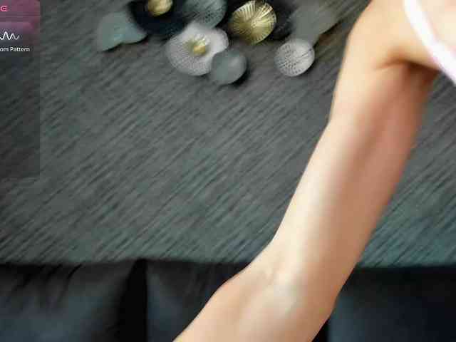 xAlexAx webcam