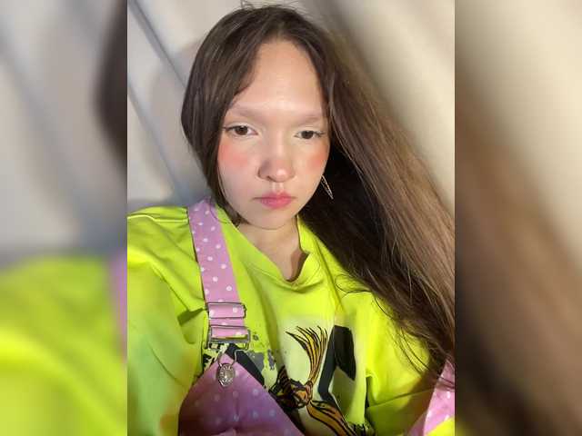 Cute-Lolly live cam on BongaCams