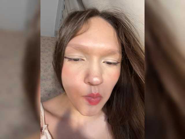 Cute-Lolly live cam on BongaCams