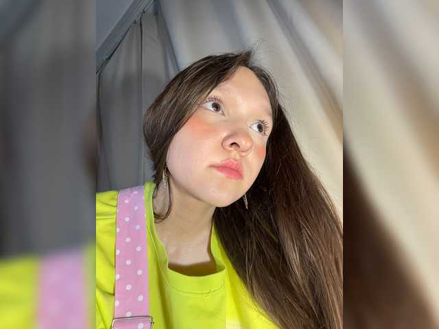 Cute-Lolly live cam on BongaCams