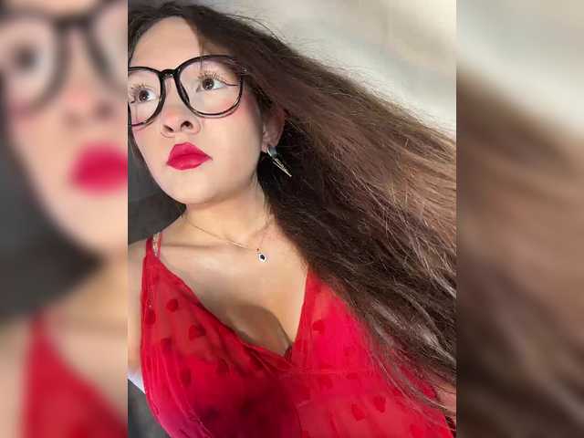 Cute-Lolly live cam on BongaCams
