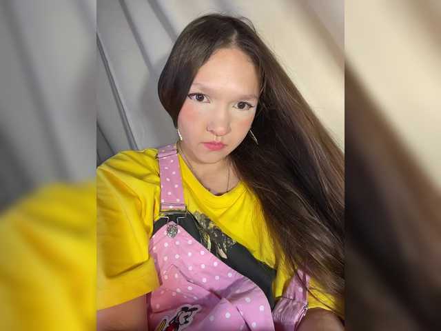 Cute-Lolly live cam on BongaCams