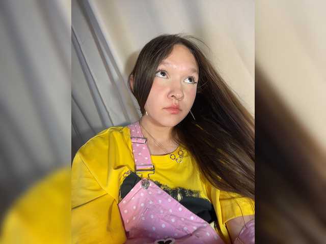 Cute-Lolly live cam on BongaCams