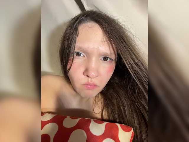 Cute-Lolly live cam on BongaCams