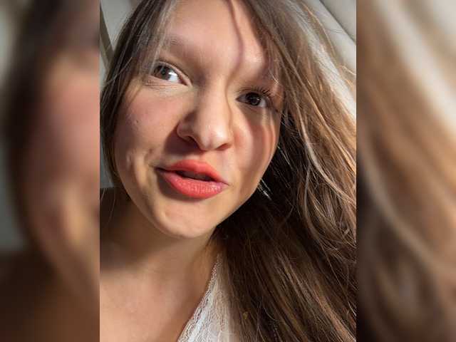 Cute-Lolly live cam on BongaCams