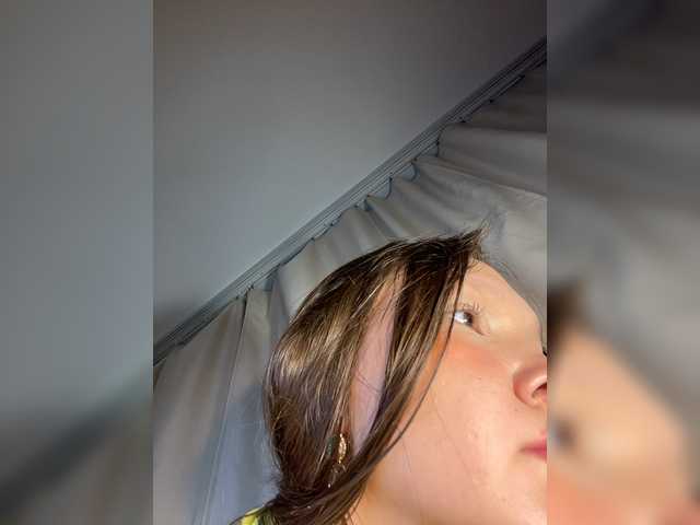 Cute-Lolly live cam on BongaCams