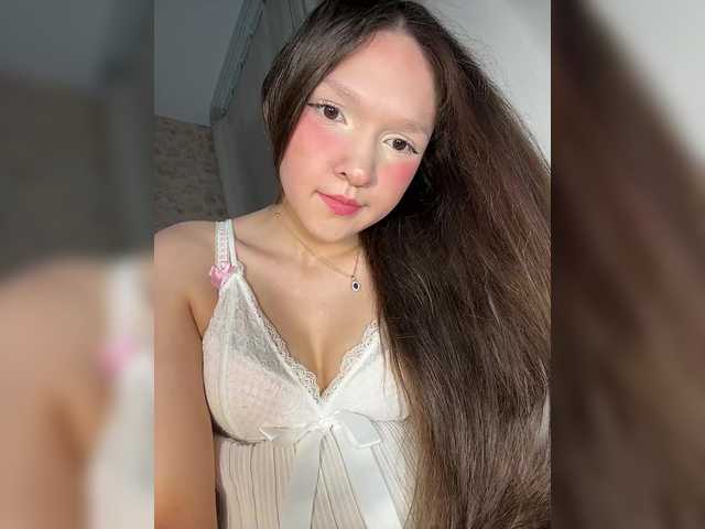 Cute-Lolly live cam on BongaCams