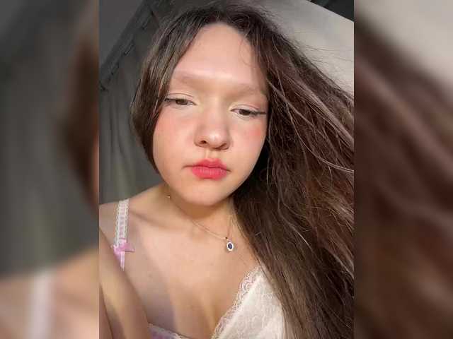 Cute-Lolly live cam on BongaCams