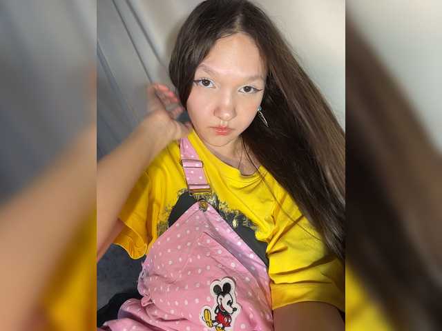 Cute-Lolly live cam on BongaCams