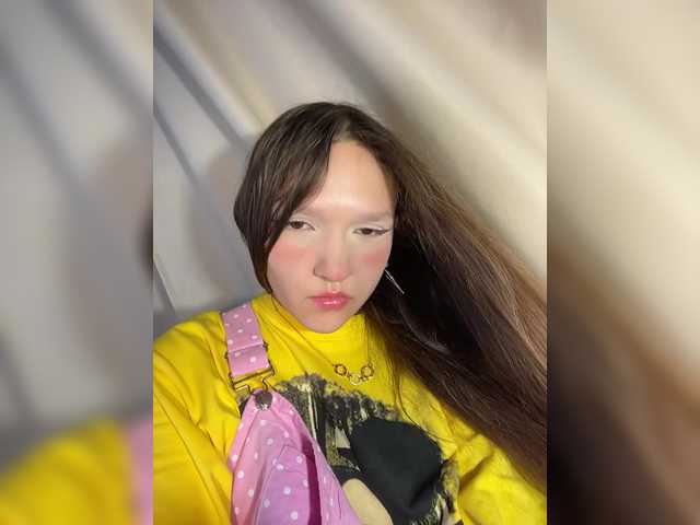 Cute-Lolly live cam on BongaCams
