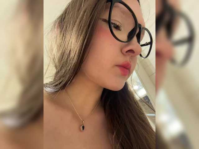 Cute-Lolly live cam on BongaCams
