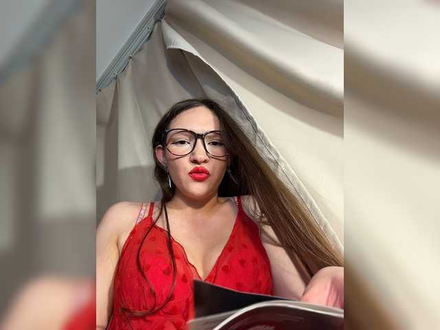 Cute-Lolly live cam on BongaCams
