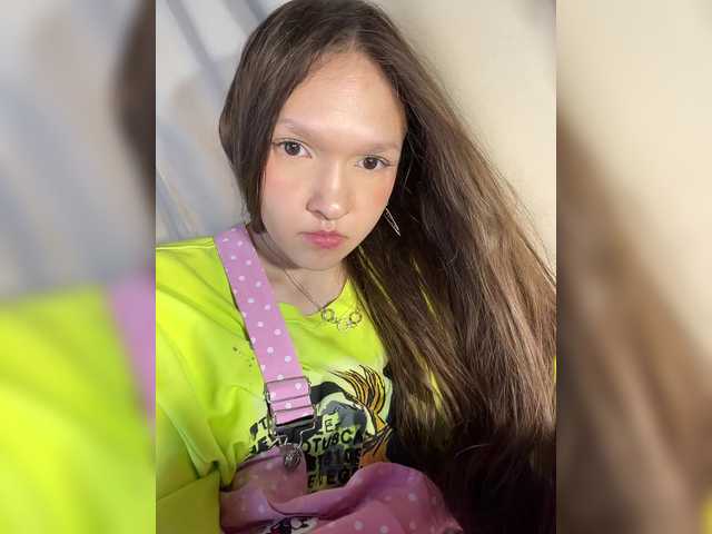 Cute-Lolly live cam on BongaCams