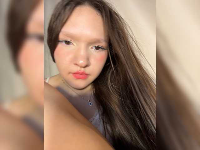 Cute-Lolly live cam on BongaCams
