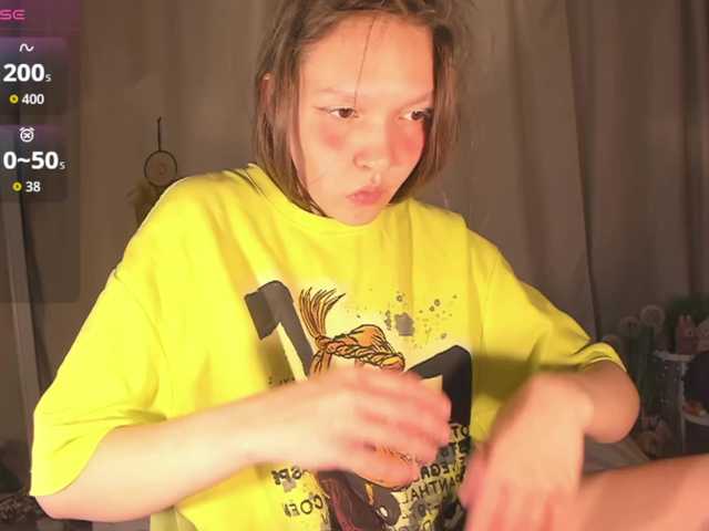 Cute-Lolly's BongaCams show and profile