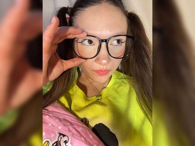Cute-Lolly live cam on BongaCams
