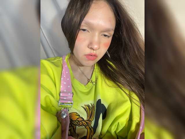 Cute-Lolly live cam on BongaCams