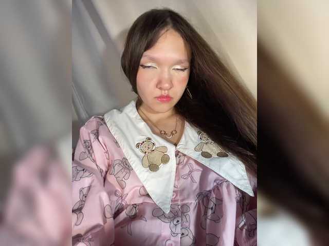 Cute-Lolly live cam on BongaCams