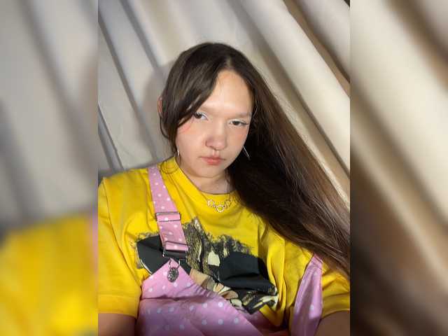Cute-Lolly live cam on BongaCams