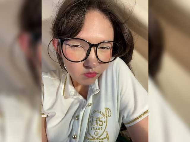 Cute-Lolly live cam on BongaCams