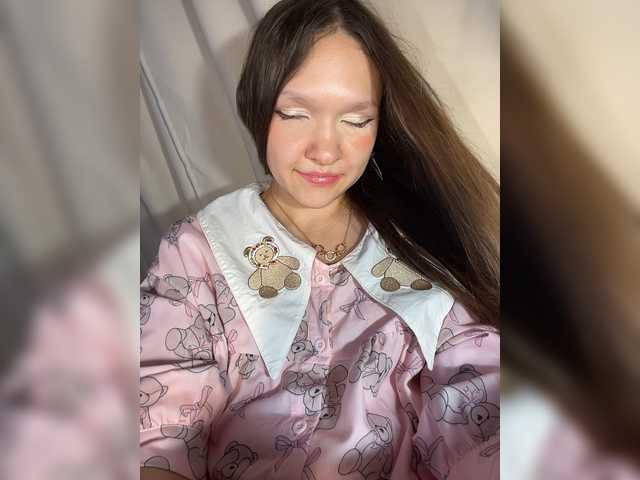Cute-Lolly live cam on BongaCams